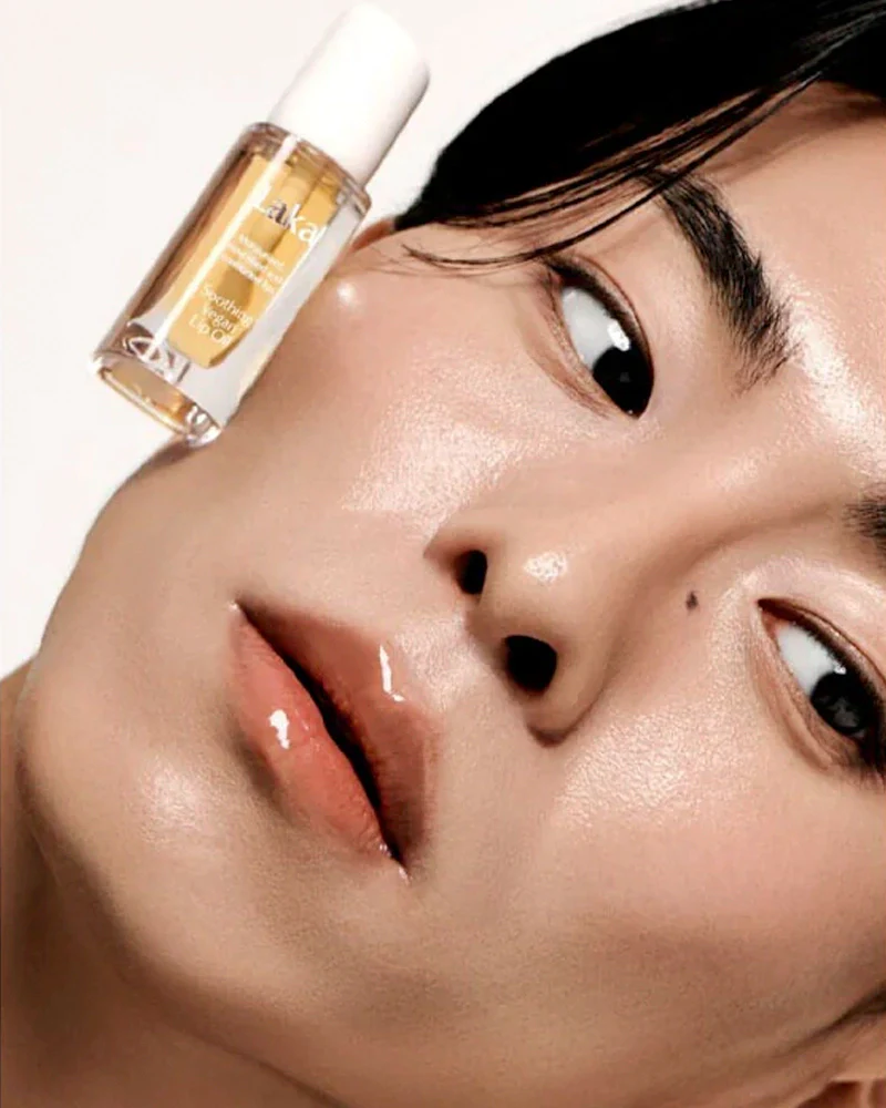 Laka Soothing Vegan Lip Oil - Image 3