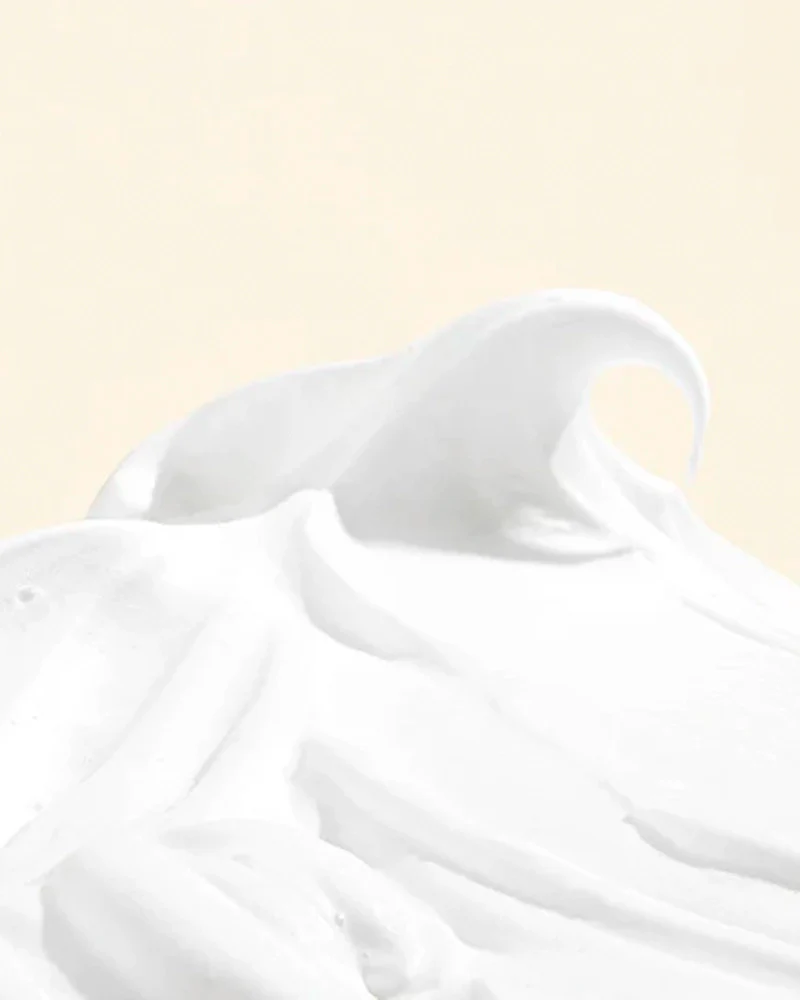 Mary&May White Collagen Cleansing Foam - Image 4