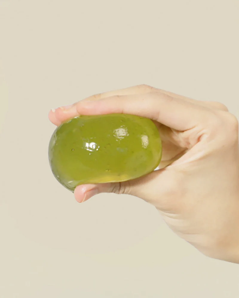 ongredients Jeju Green Tea Cleansing Ball 110g - Image 2