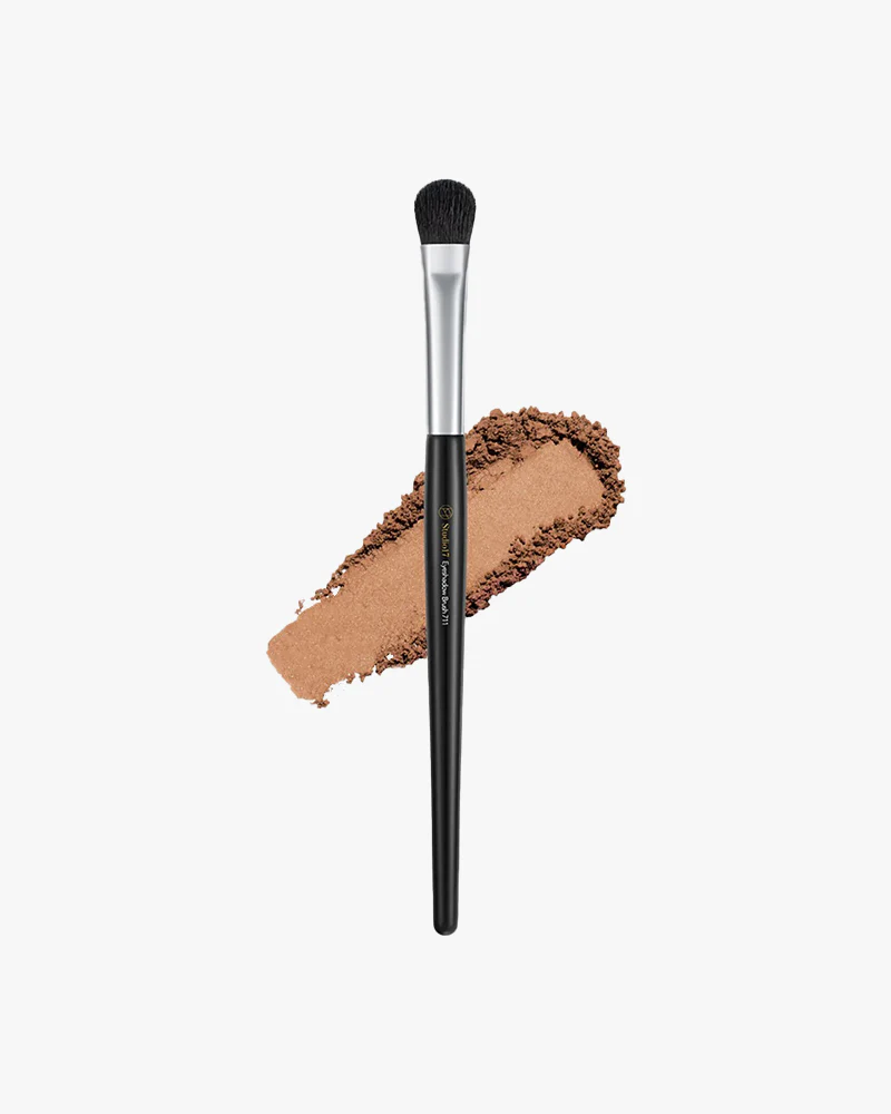 Studio 17 Base Eye Shadow Brush 711