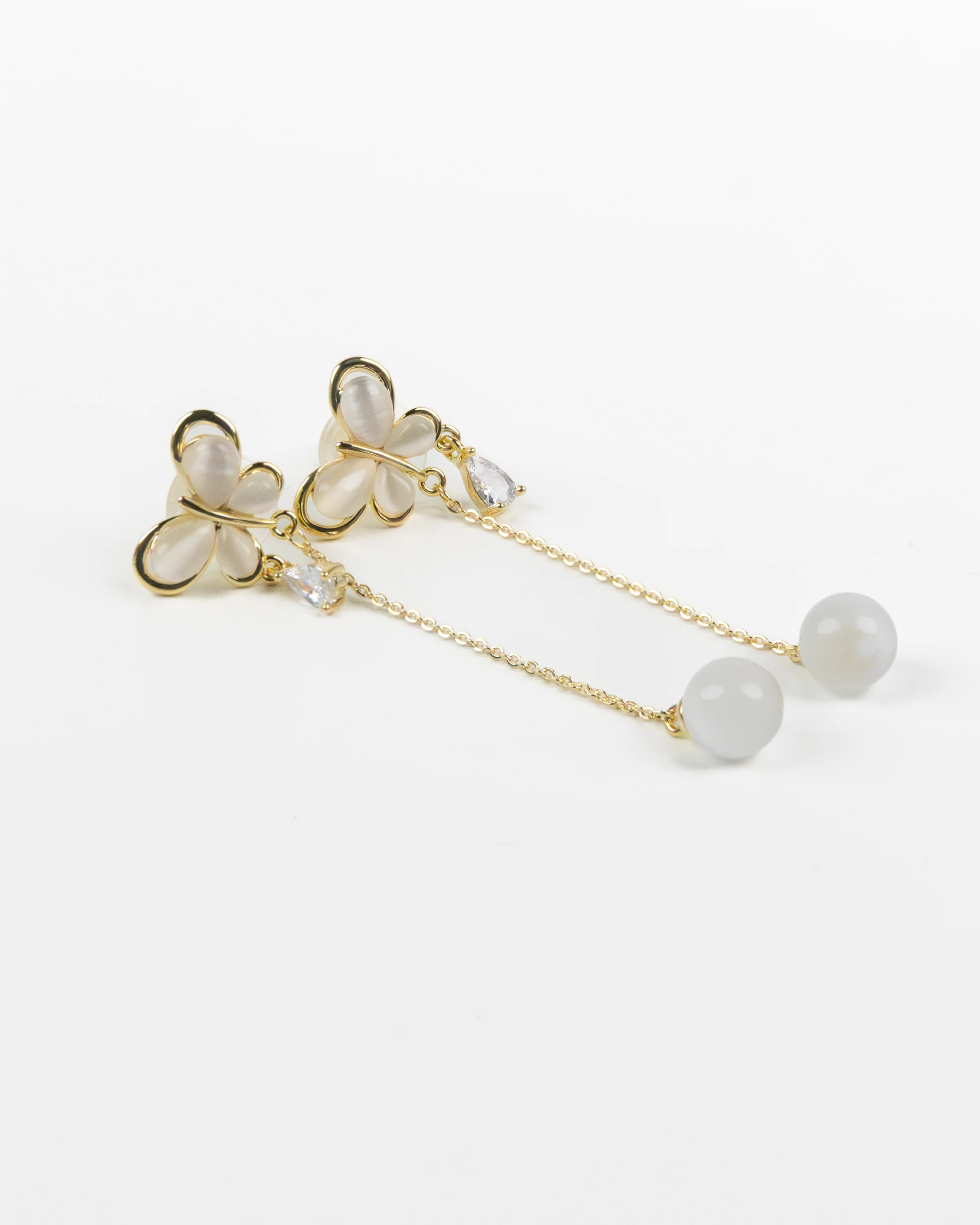 SUKOSHI Frosted Butterfly Teardrop Chain - Image 2
