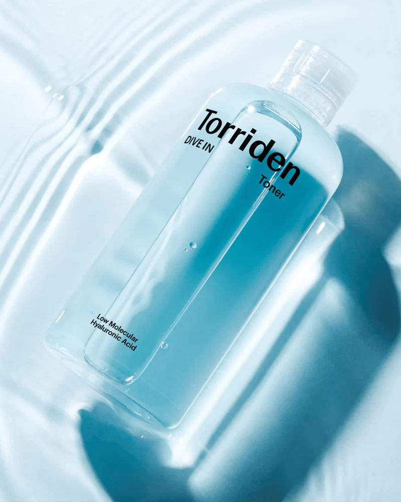 Torriden DIVE-IN Low Molecule Hyaluronic Acid Toner 300mL - Image 2